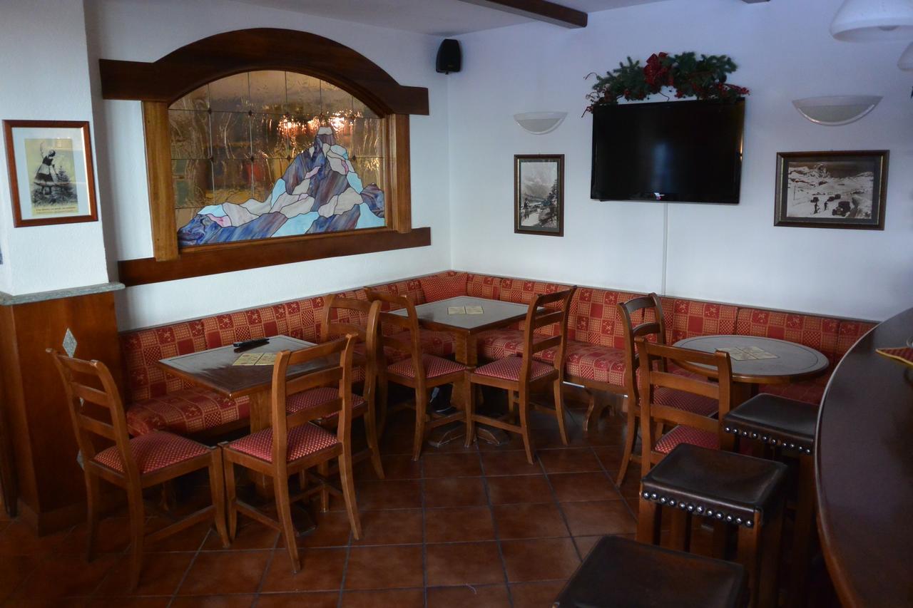 Hotel Fosson Breuil-Cervinia Exterior photo